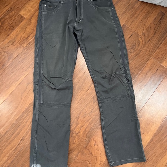 EUC Men's Kuhl RADIKL Gray Casual Pants 33x32 - Picture 1 of 9